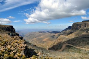 Lesotho-Drakensberg-Mountains-5-2011-View-of-Sani-Pass