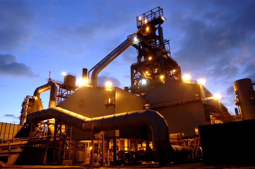 The No. 5 blast furnace at Corus' Port Talbot Works, South Wales. The furnace was rebuilt in eight months in 2002 at a cost of £75m. It produces around 1.5 million tonnes of liquid iron a year and is designed to operate continuously for a minimum of 15 years. Credit:NewsCast www.newscast.co.uk +44 (0) 20 7608 1000