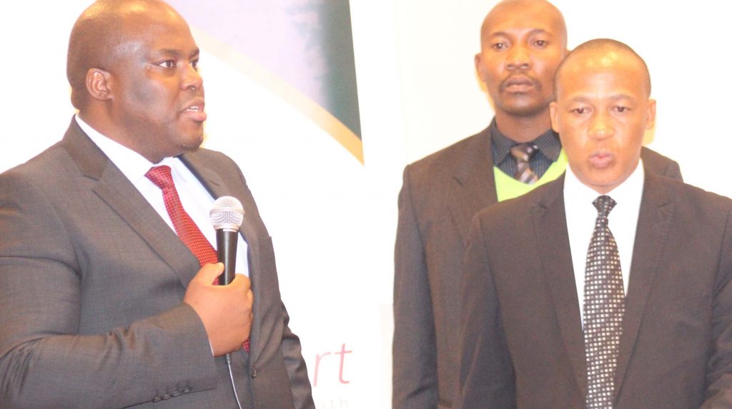 MMB MD Tom Mpedi (left) speaks as Gender, Youth and Sports Minister Mathibeli Mokhothu (right) looks during the Kickstart launch yesterday.