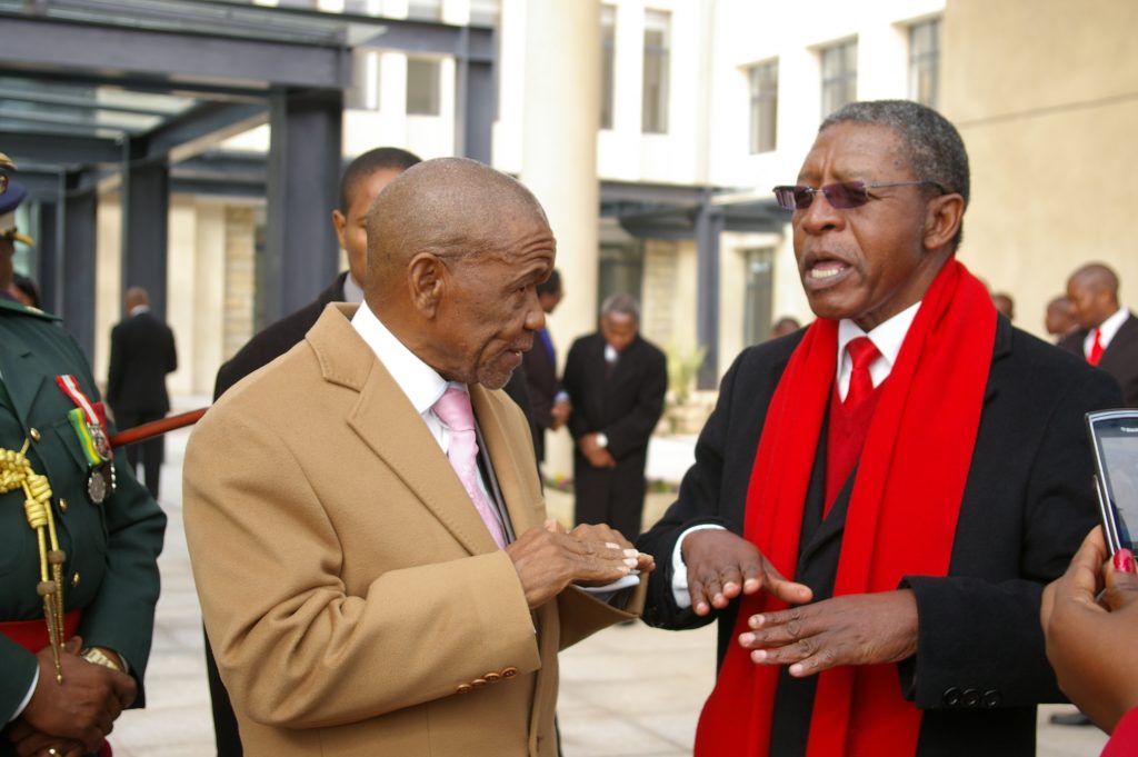 Prime Minister of Lesotho Dr Pakalitha Mosisili and the former Prime Minister Dr Thomas Thabane cut a deal on Wednesday  